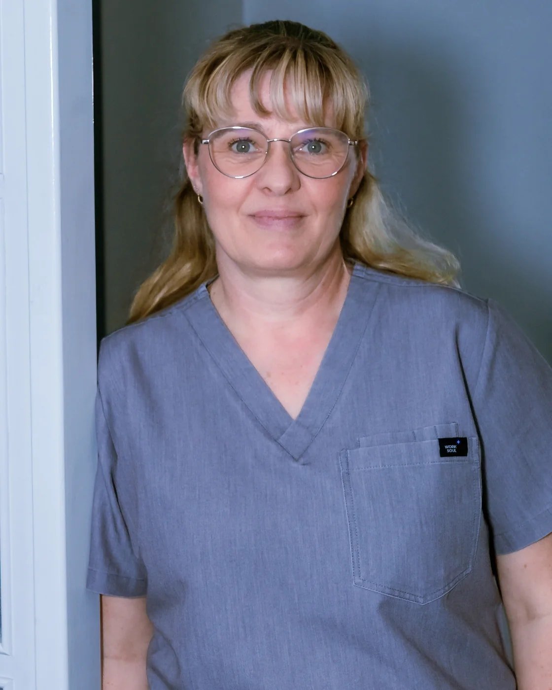 Iris Fahrendholz, Assistenz